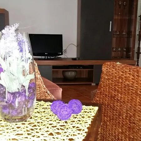 דירה Lana שטיניאן