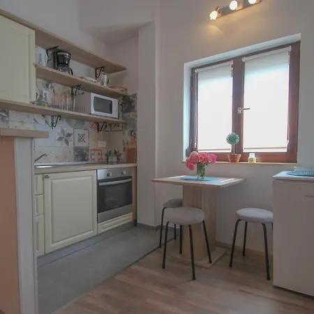 Apartment Lana *